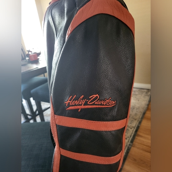 Ladies Harley Jacket ๐ - Picture 3 of 5